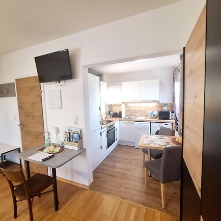 Homew4 - Rosen Apartment Hoheneich Kültér fotó